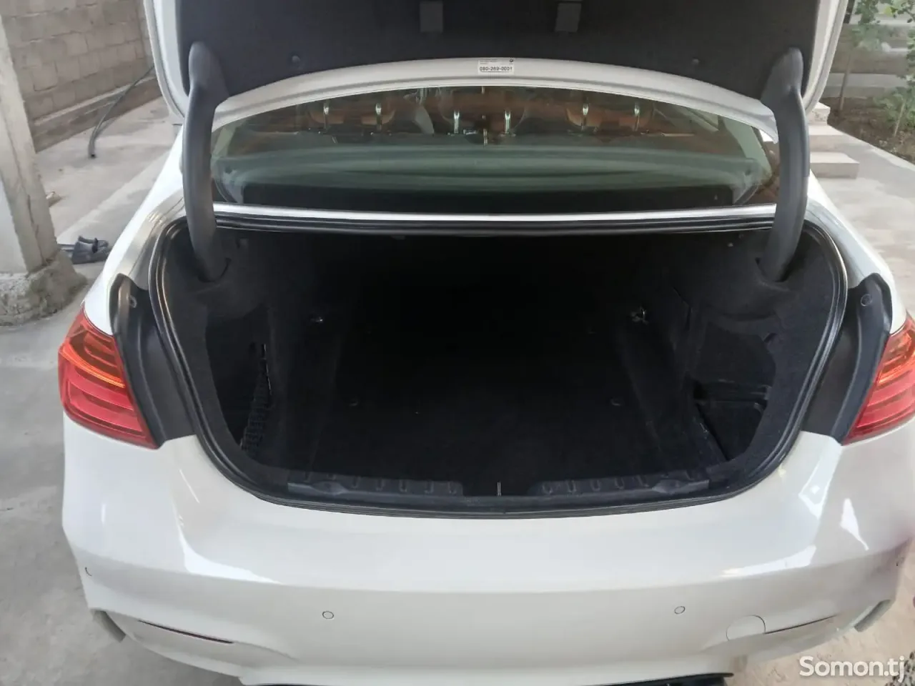 BMW 3 series 2013 · 2.0 AT
