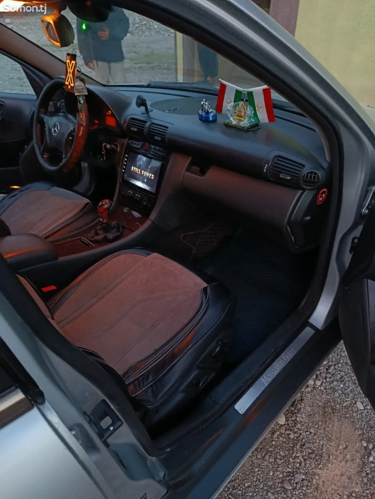 Mercedes-Benz C class 2001 · 2.3 MT