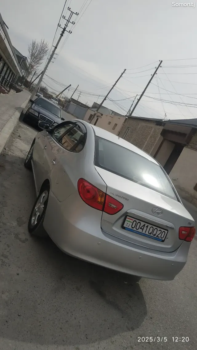 Hyundai Avante 2007 · 1.6 AT