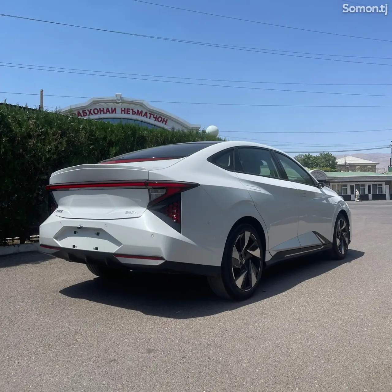 Dongfeng L7 2025 · AT