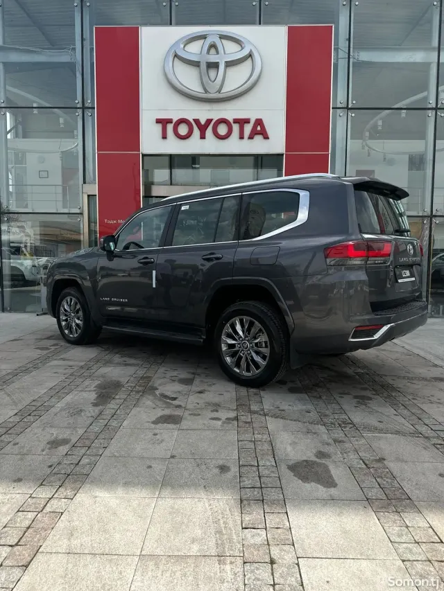 Toyota Land Cruiser 2026 · 3.5 AT