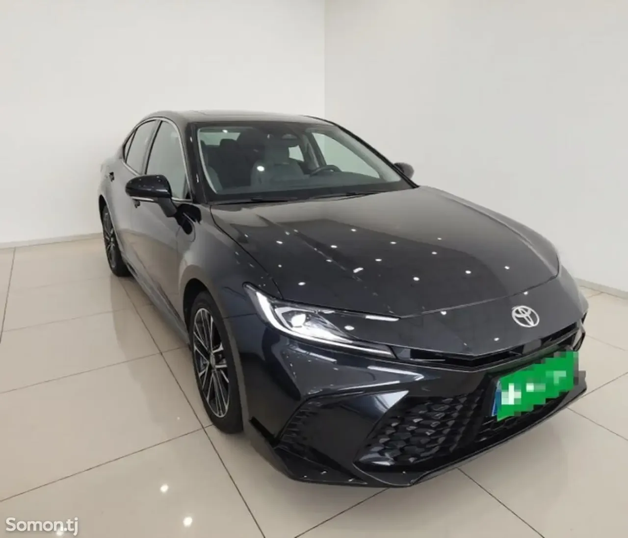 Toyota Camry 2025 · 2.0 AT