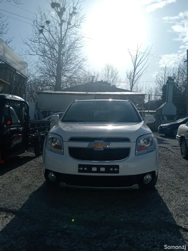 Chevrolet Orlando 2015 · 2.0 AT