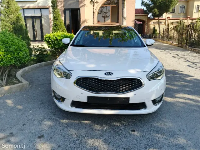 Kia K7 2014 · 2.4 AT