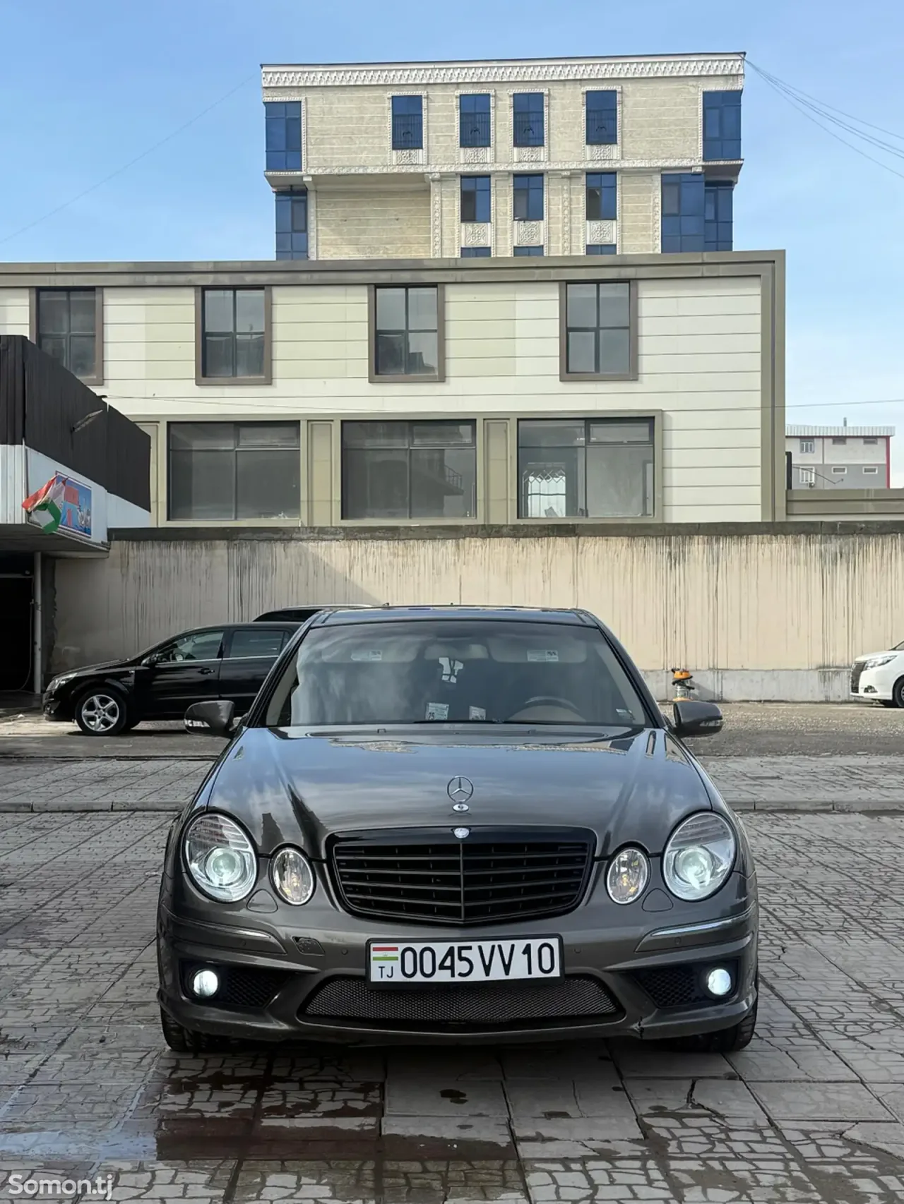 Mercedes-Benz E class 2009 · 3.5 AT