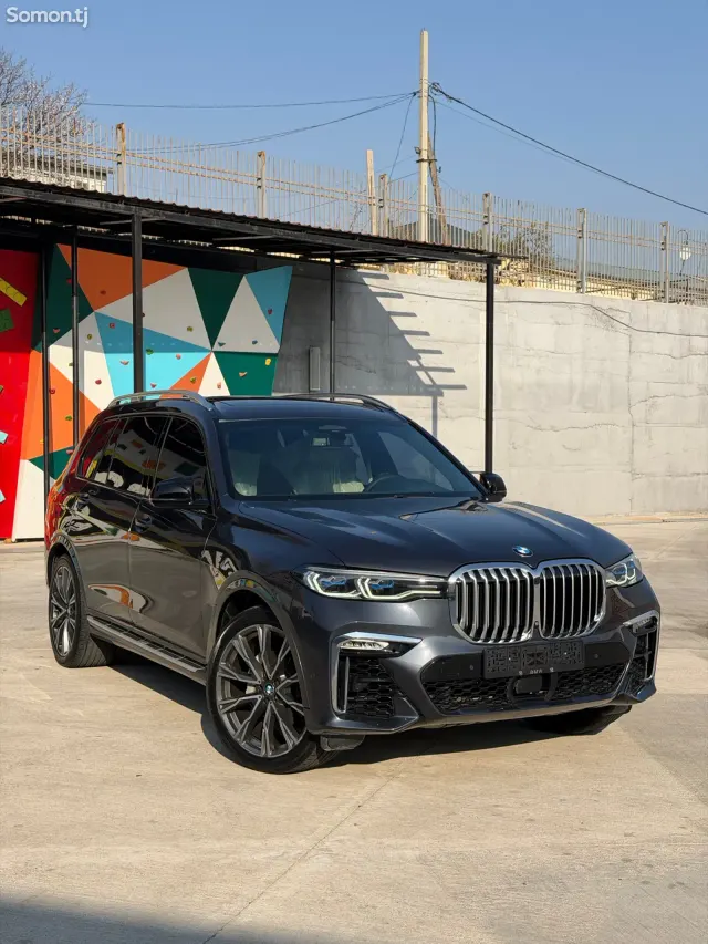 BMW X7 2019 · 3.0 AT