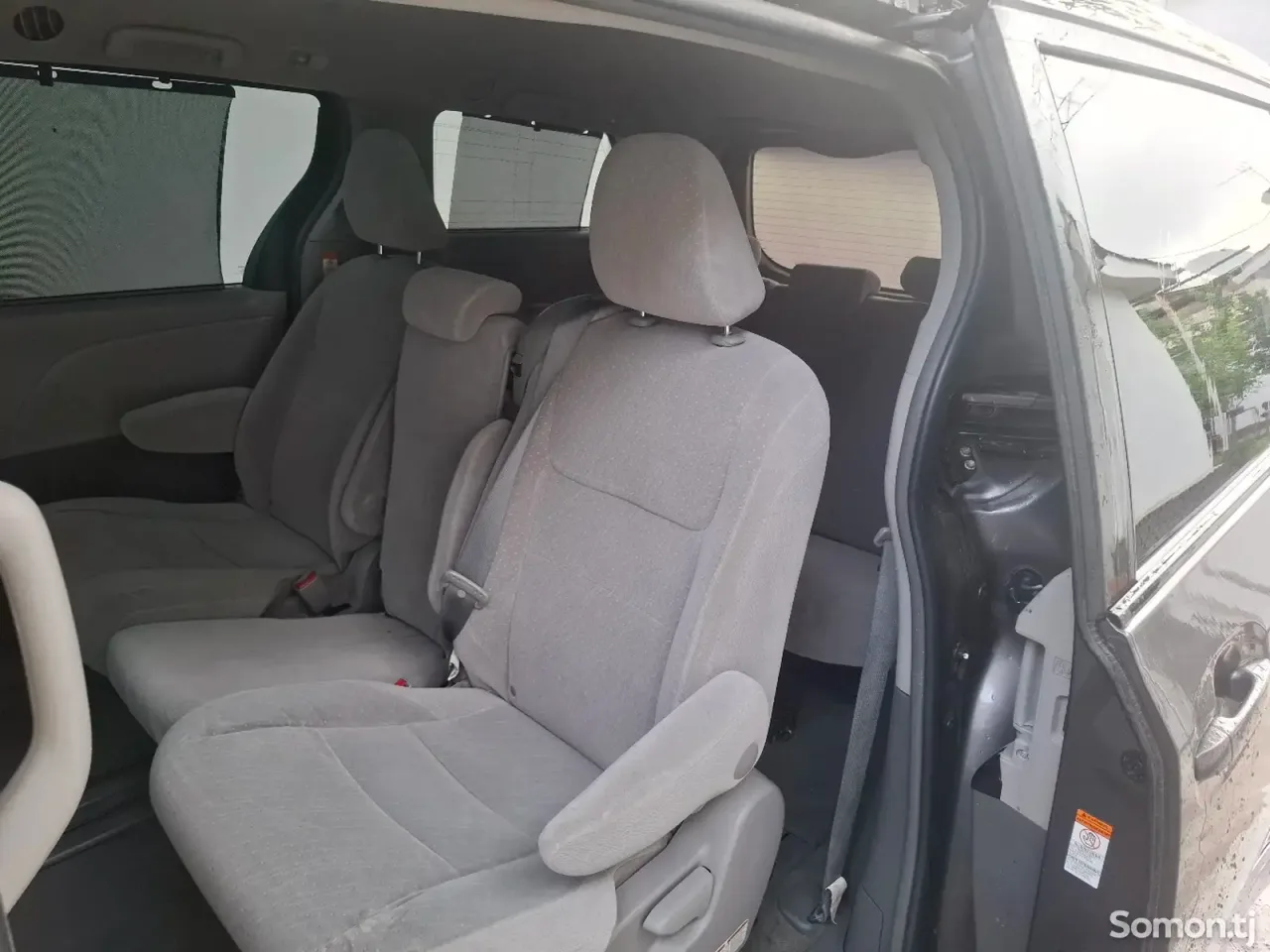 Toyota Sienna 2017 · 3.5 AT
