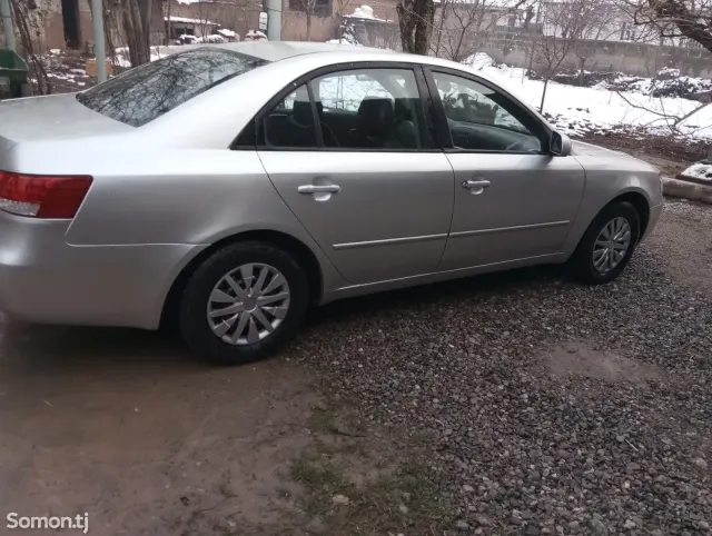 Hyundai Sonata 2006 · 2.0 AT