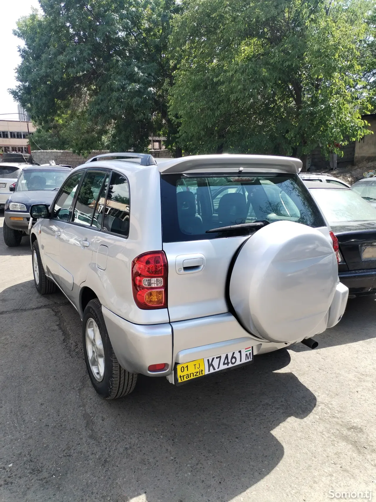 Toyota RAV 4 2004 · 2.0 MT