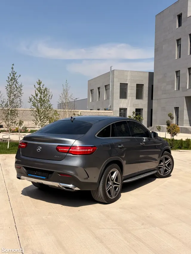 Mercedes-Benz GLE class 2017 · 3.5 AT