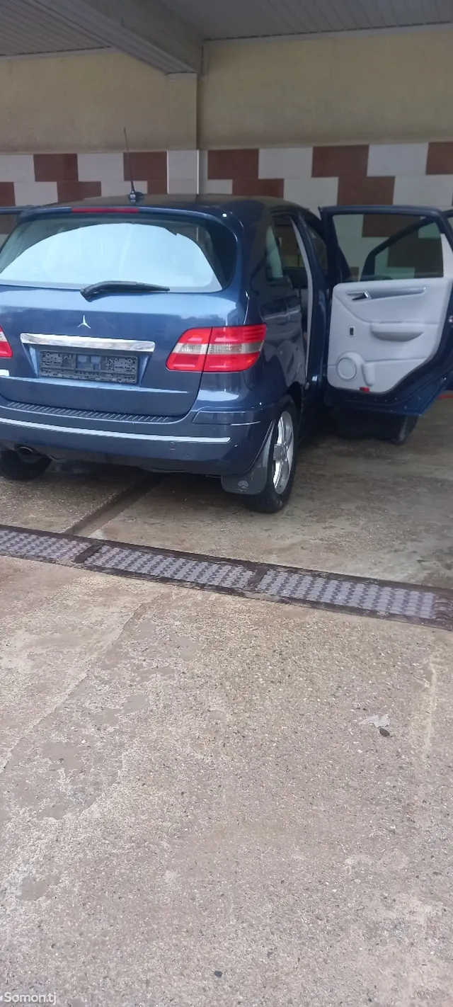 Mercedes-Benz B class 2006 · 1.7 AT
