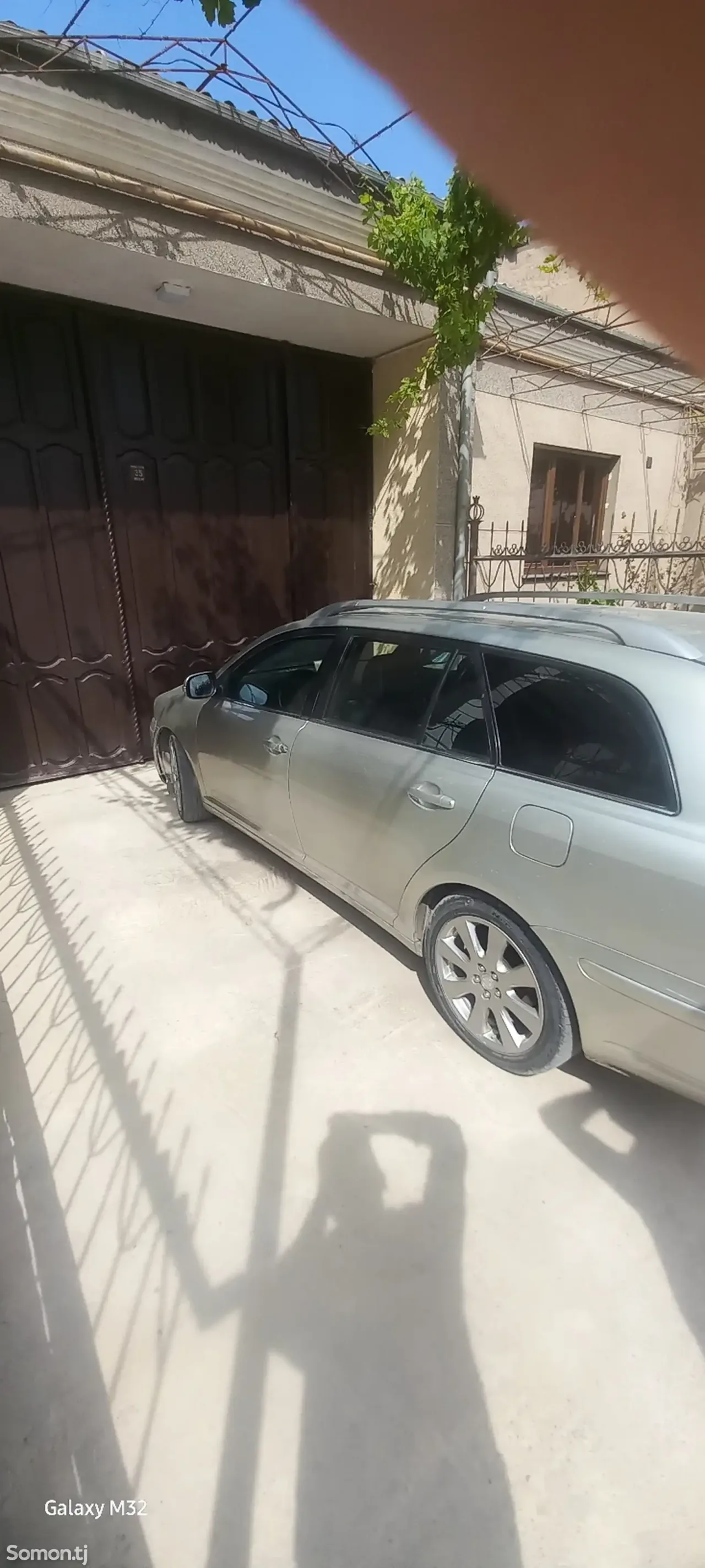 Toyota Avensis 2007 · 2.0 MT
