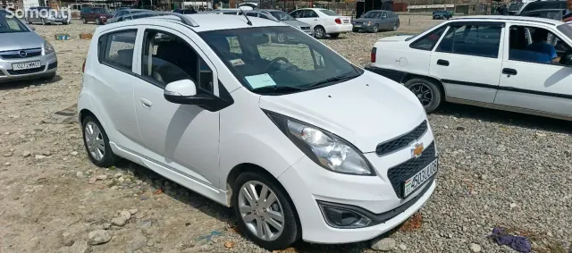 Chevrolet Spark 2015 · 1.3 AT