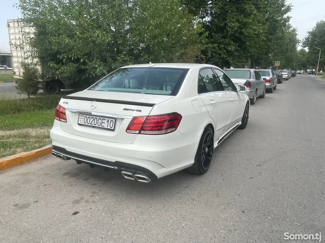 Mercedes-Benz E class 2010 · 3.5 AT