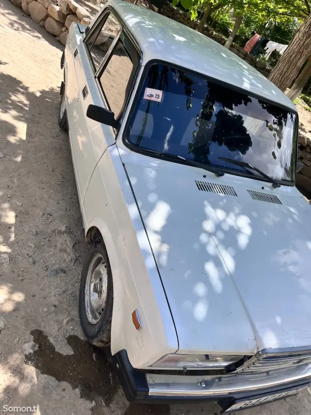Lada (ВАЗ) 2107 2004 · 1.6 MT