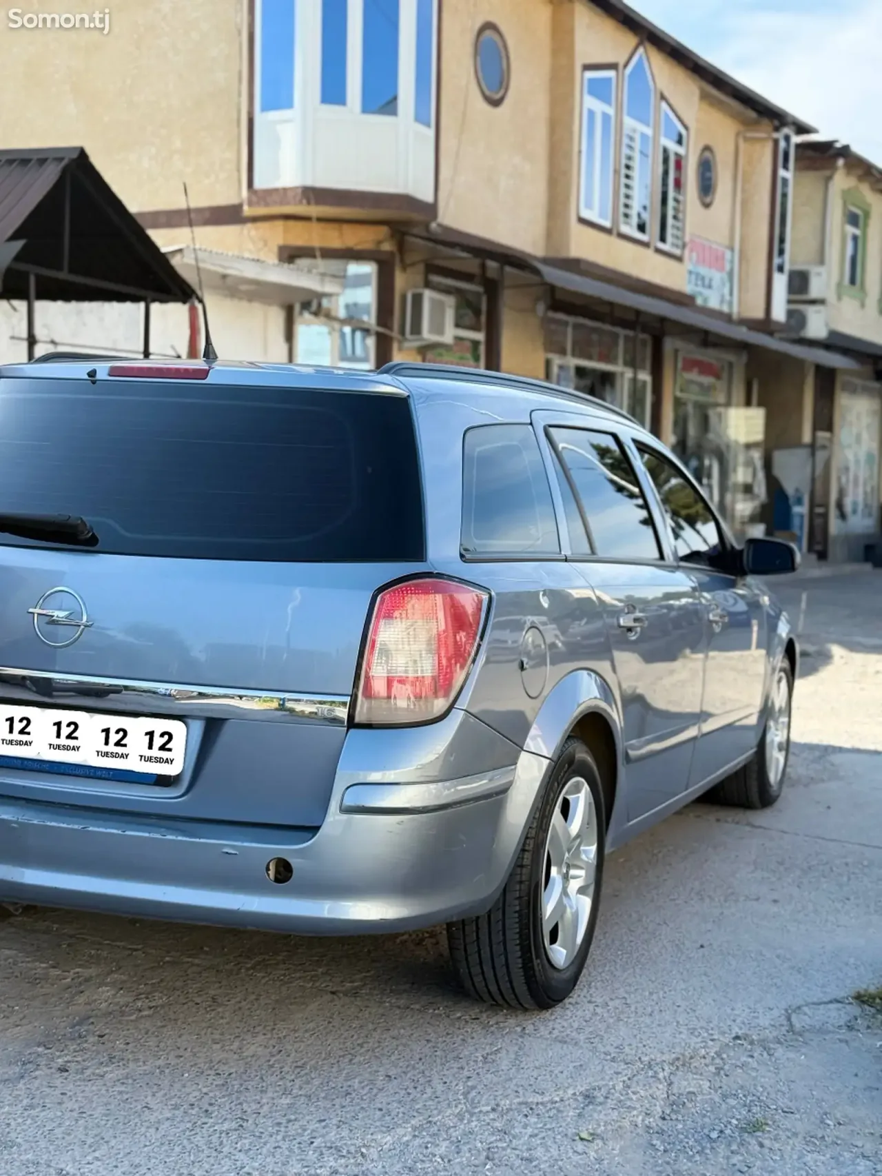 Opel Astra H 2008 · 1.8 MT