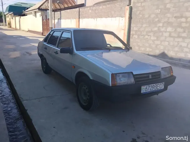 Lada (ВАЗ) 21099 2004 · 1.6 MT