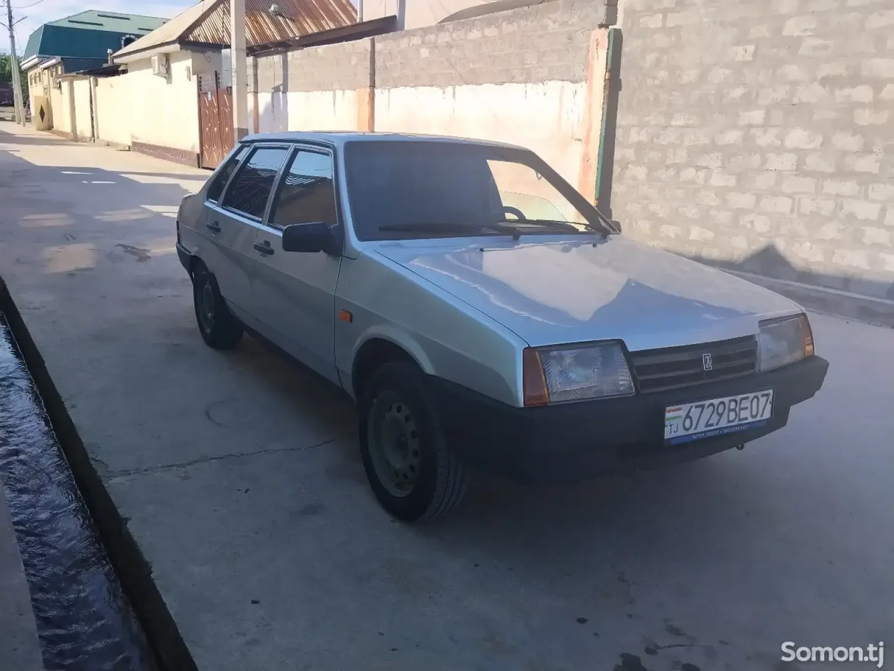 Lada (ВАЗ) 21099 2004 · 1.6 MT