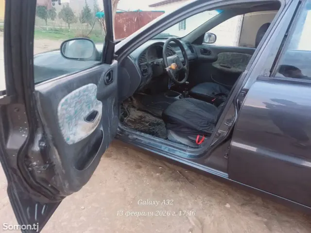 Chevrolet Lanos 1997 · 1.6 MT