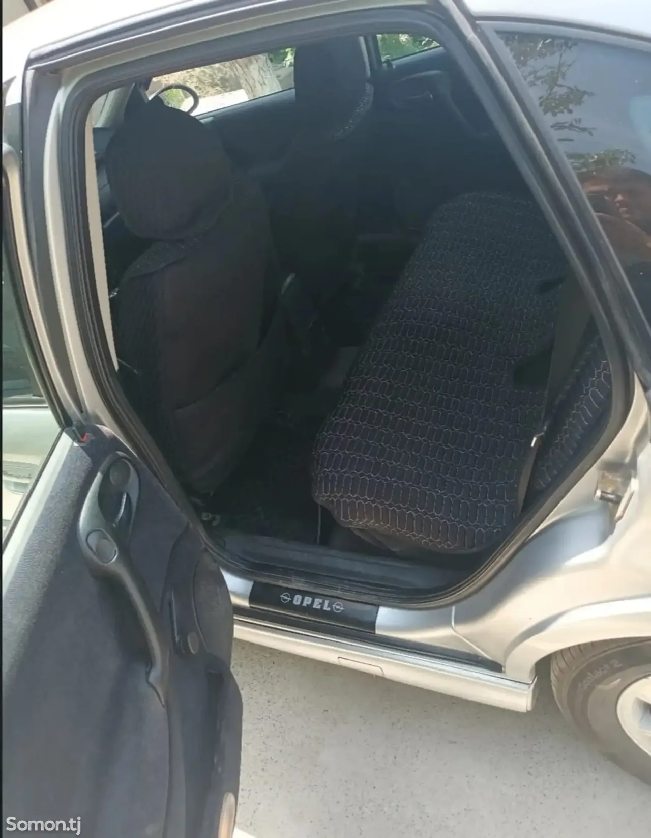 Opel Vectra B 1999 · 1.6 AT