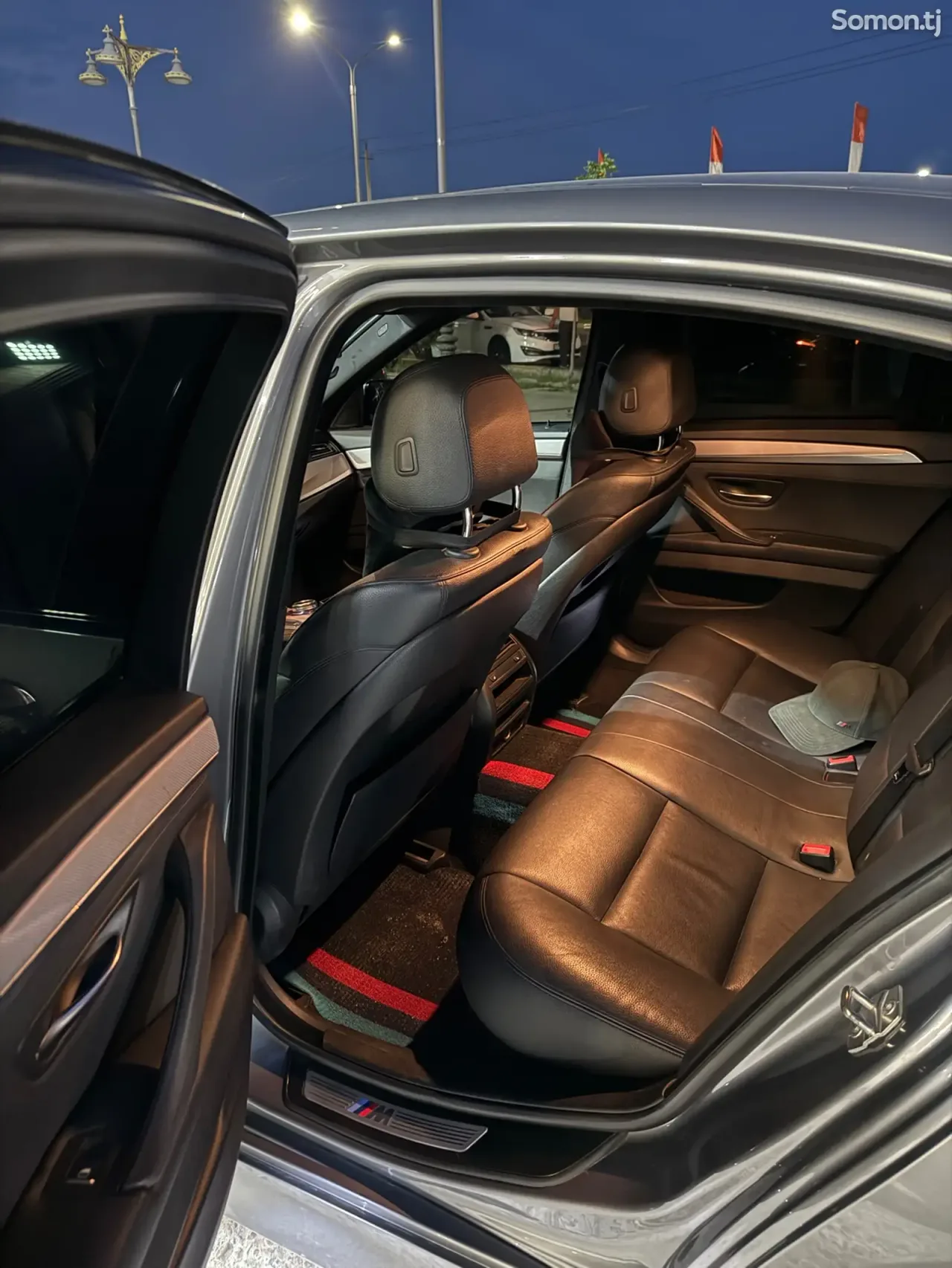 BMW 5 series 2014 · 3.0 AT
