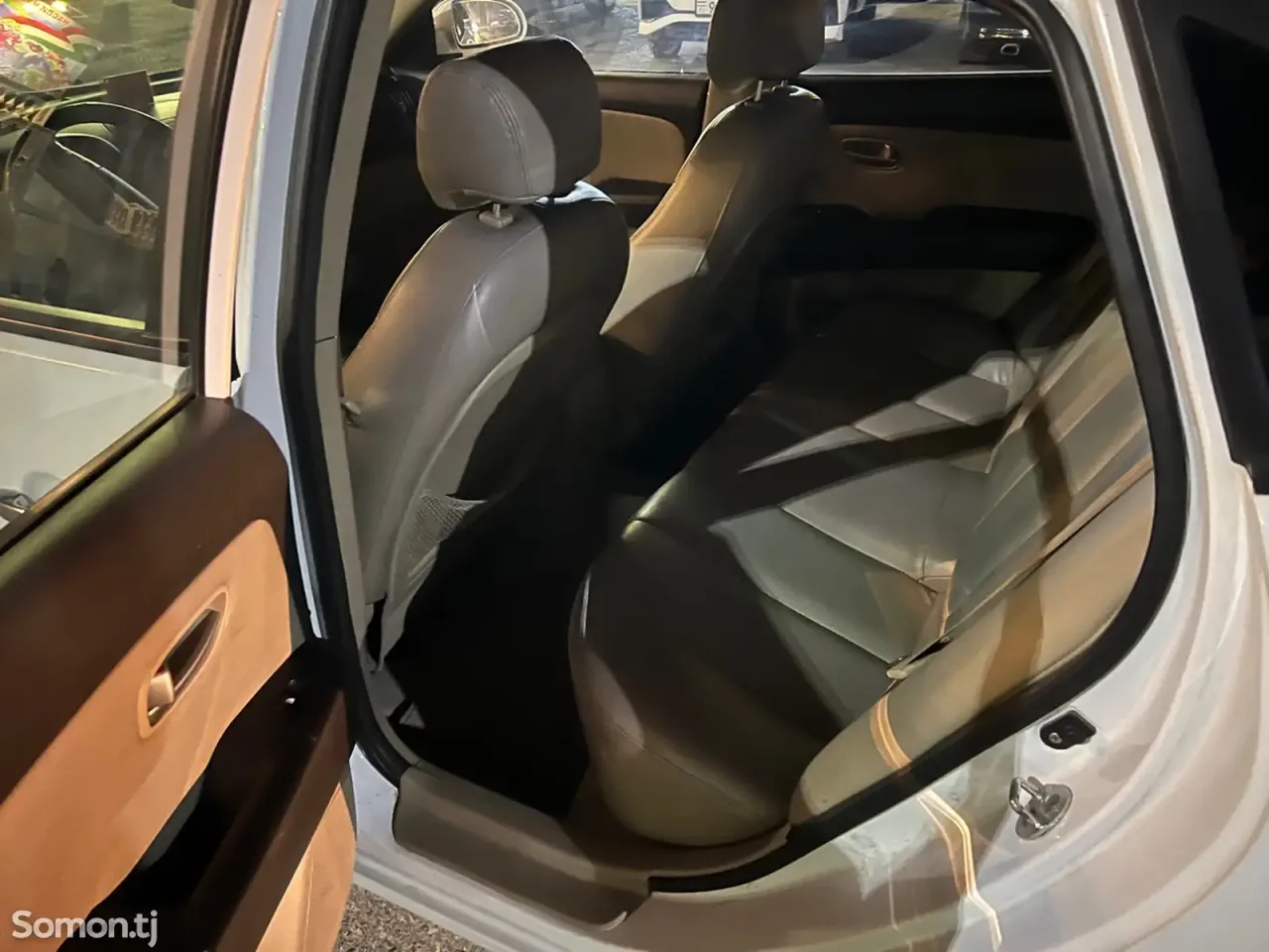Hyundai Avante 2007 · 1.6 AT