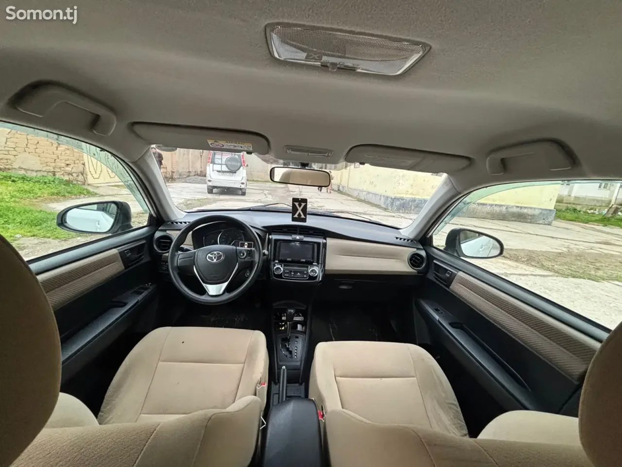 Toyota Axio 2015 · 1.5 AT