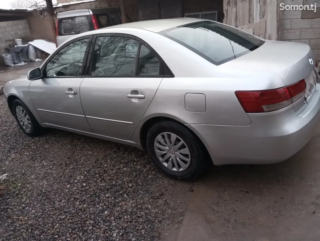 Hyundai Sonata 2006 · 2.0 AT