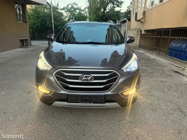 Hyundai Tucson 2014 · 2.0 AT