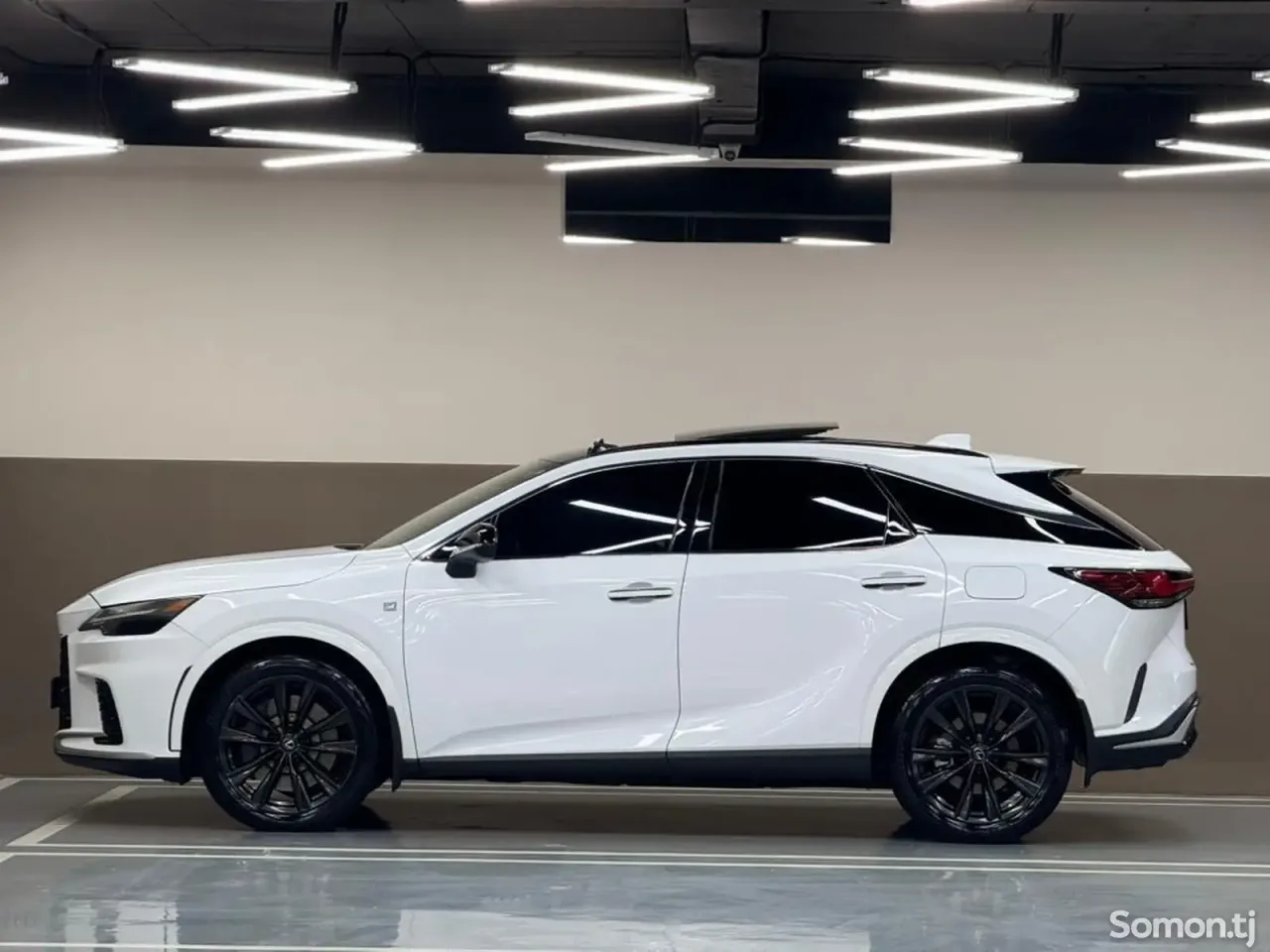 Lexus RX series 2023 · 3.5 AT