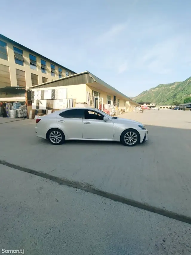 Lexus IS series 2008 · 2.5 AT