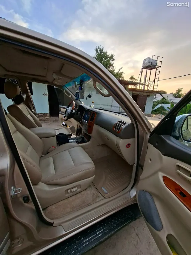 Toyota Land Cruiser 2005 · 4.2 AT