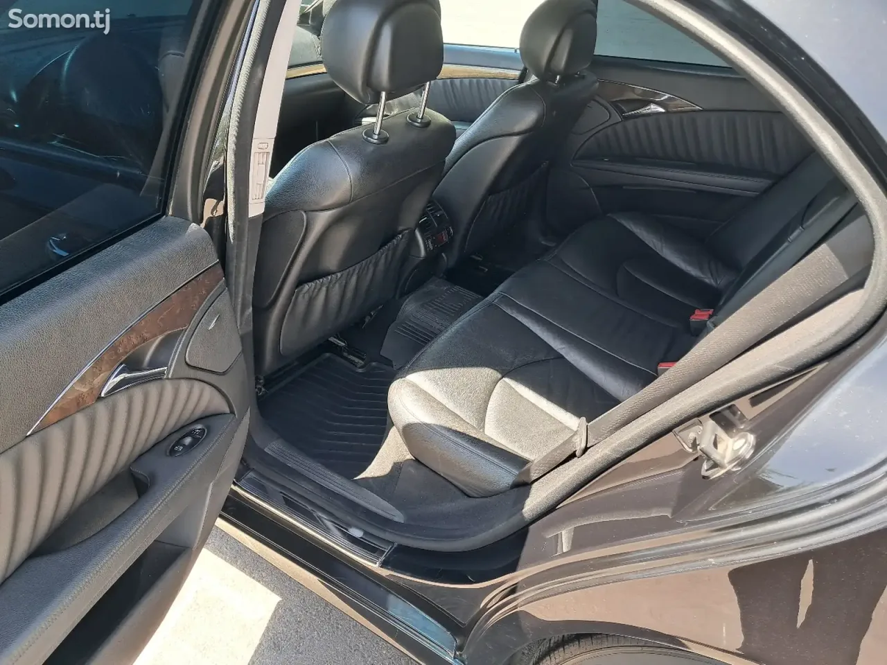 Mercedes-Benz E class 2008 · 3.5 AT