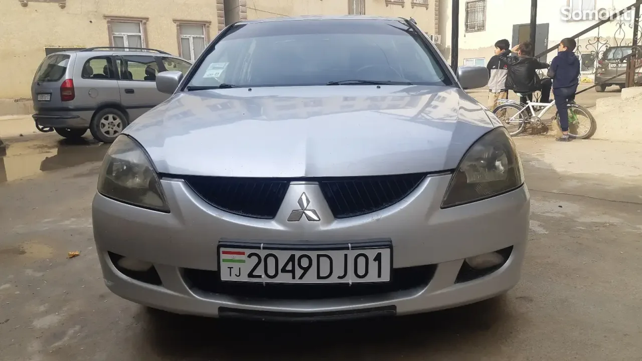 Mitsubishi Lancer 2006 · 1.5 AT