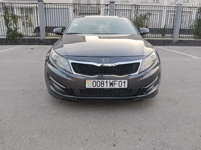 Kia K5 2011 · 2.0 AT