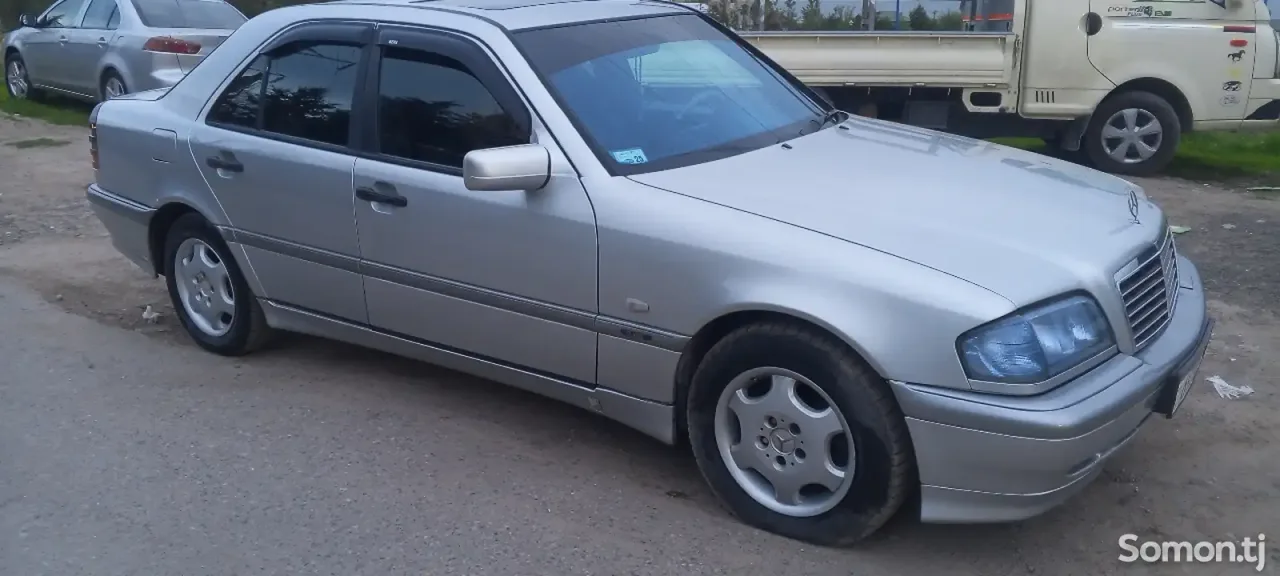 Mercedes-Benz C class 1998 · 2.0 AT