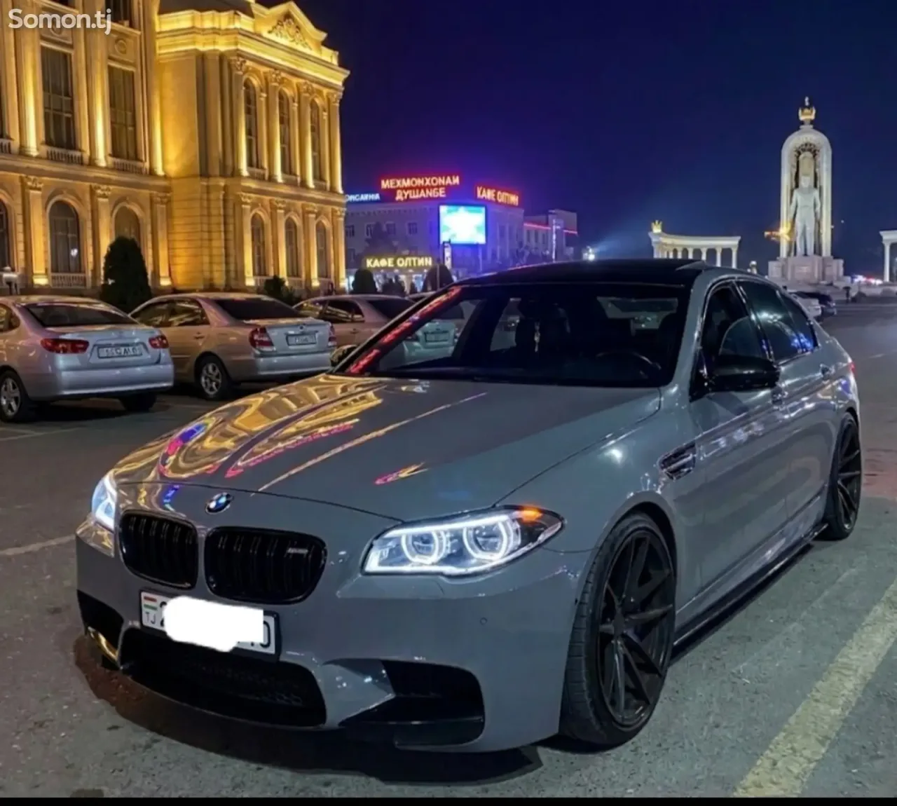 BMW M5 2015 · 3.0 AT