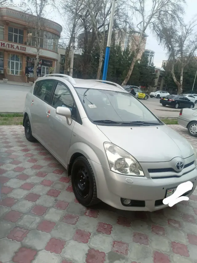 Toyota Verso 2007 · 2.2 MT