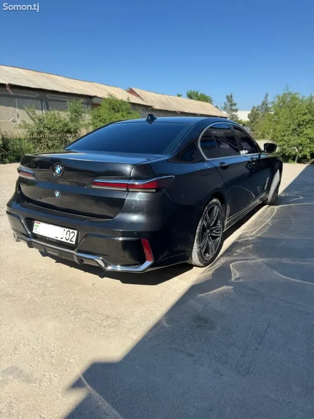BMW 7 series 2010 · 3.0 AT