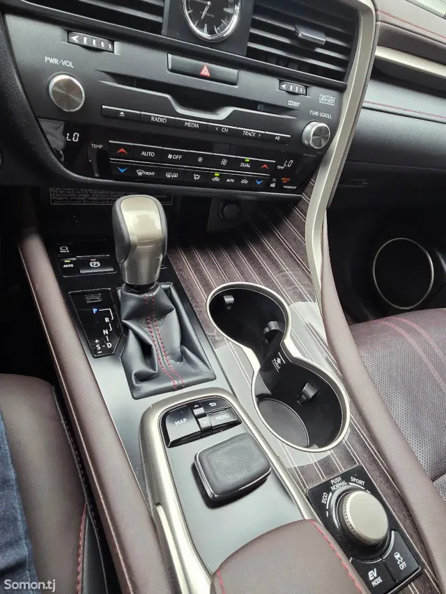 Lexus RX series 2018 · 4.5 AT