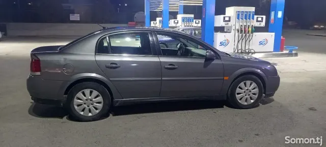 Opel Vectra C 2003 · 2.2 MT