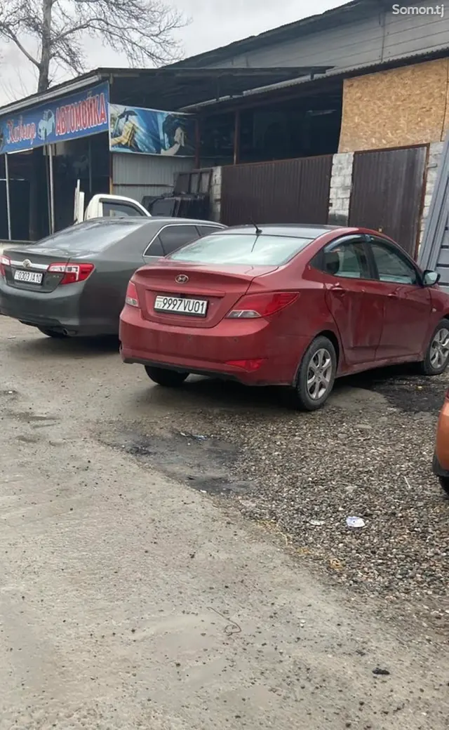 Hyundai Solaris 2016 · 1.4 MT