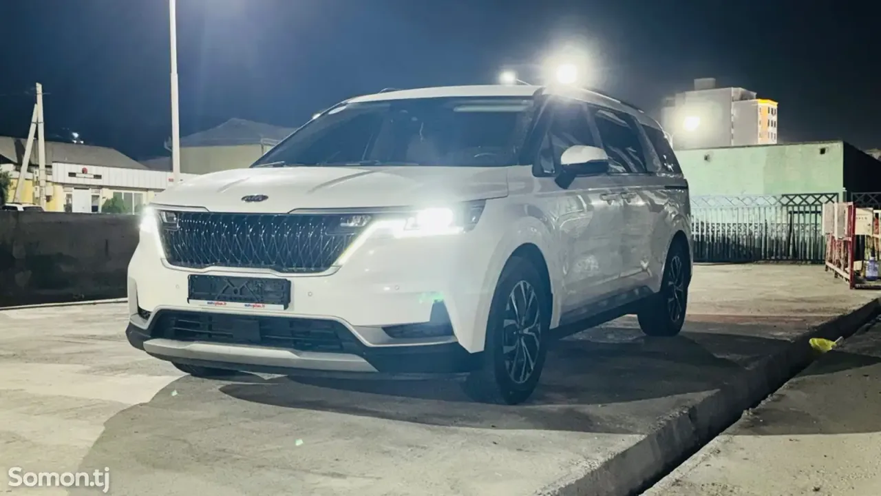 Kia Carnival 2021 · 2.2 AT