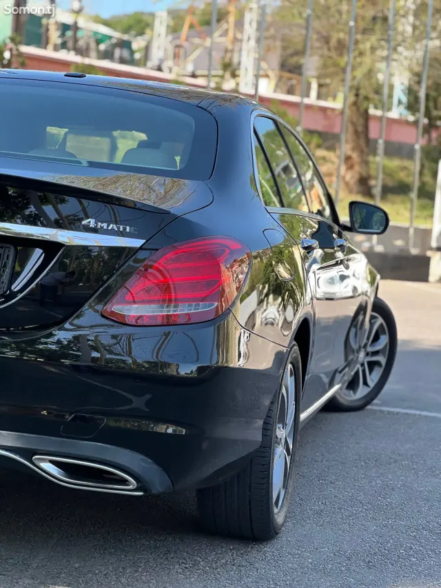 Mercedes-Benz C class 2016 · 3.0 AT
