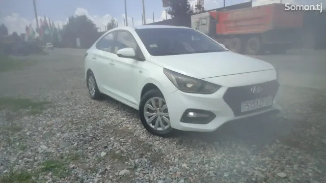 Hyundai Accent 2018 · 1.6 AT