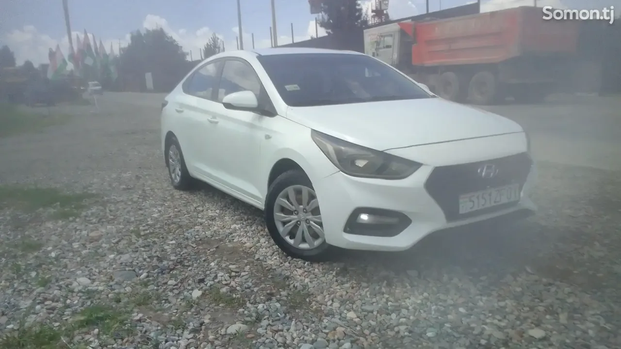 Hyundai Accent 2018 · 1.6 AT