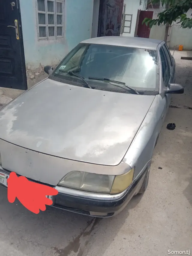 Daewoo Espero 1994 · 1.8 MT