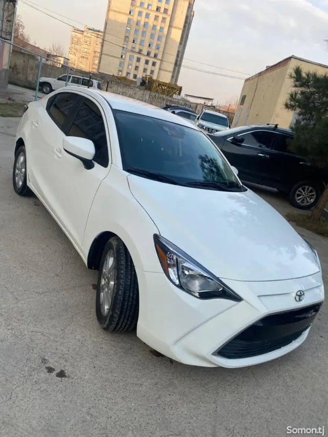 Toyota Yaris 2018 · 1.8 AT
