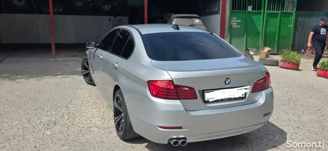 BMW 5 series 2015 · 2.0 AT