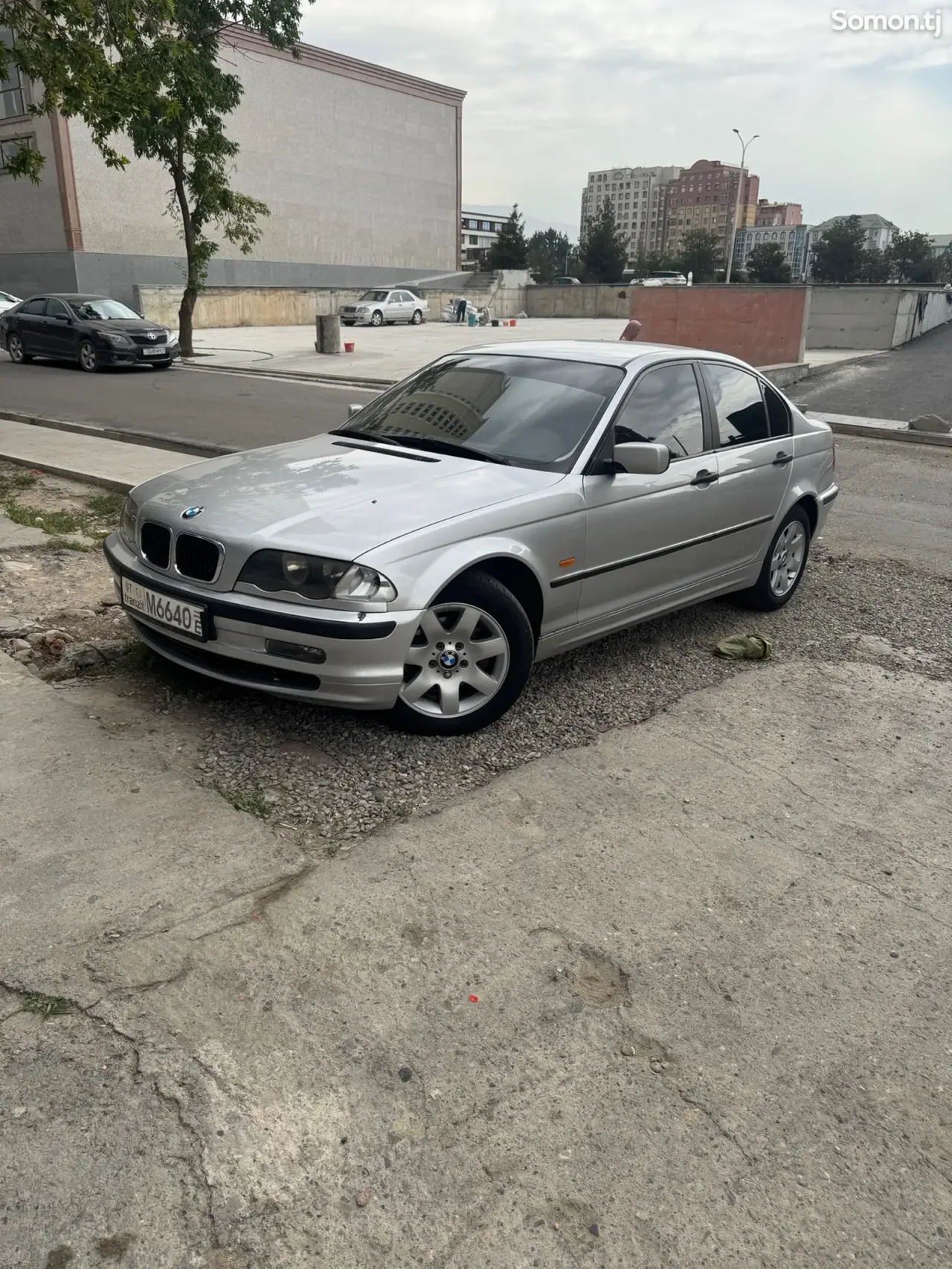 BMW 3 series 1999 · 1.8 MT